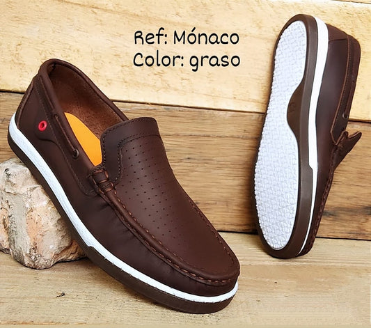 MOCASINES ELABORADOS EN CUERO